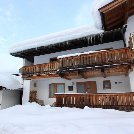 Boutique Apartment In Brixen With Mountain View Brixen im Thale Buitenkant foto