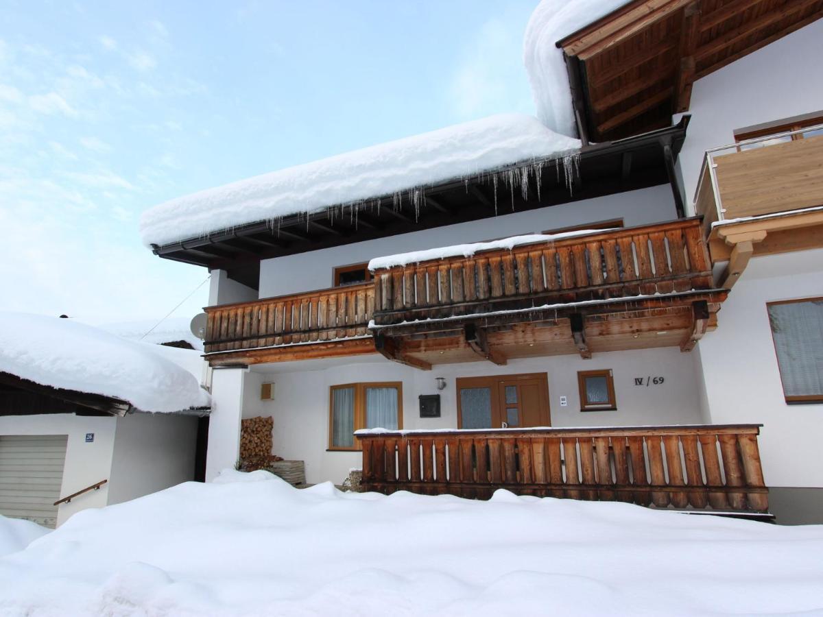 Boutique Apartment In Brixen With Mountain View Brixen im Thale Buitenkant foto