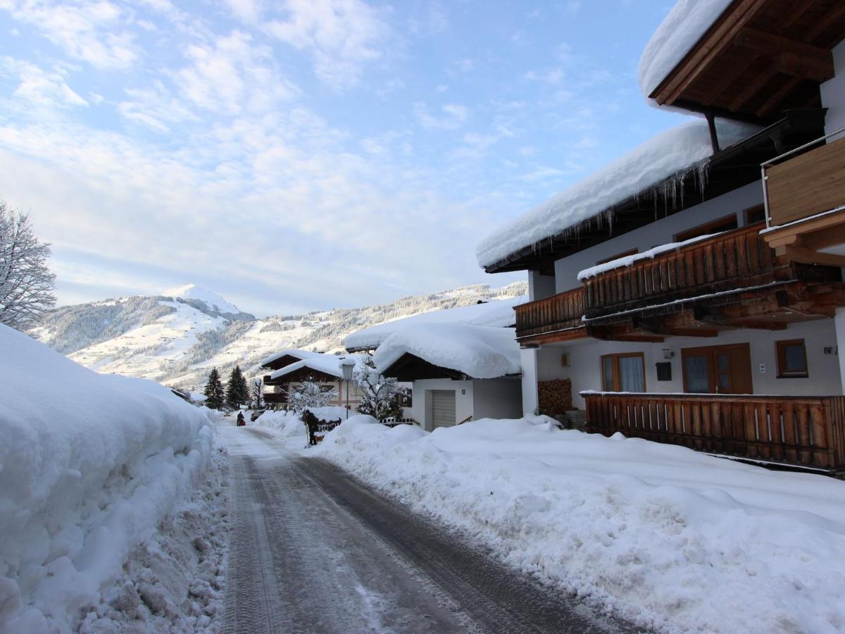 Boutique Apartment In Brixen With Mountain View Brixen im Thale Buitenkant foto