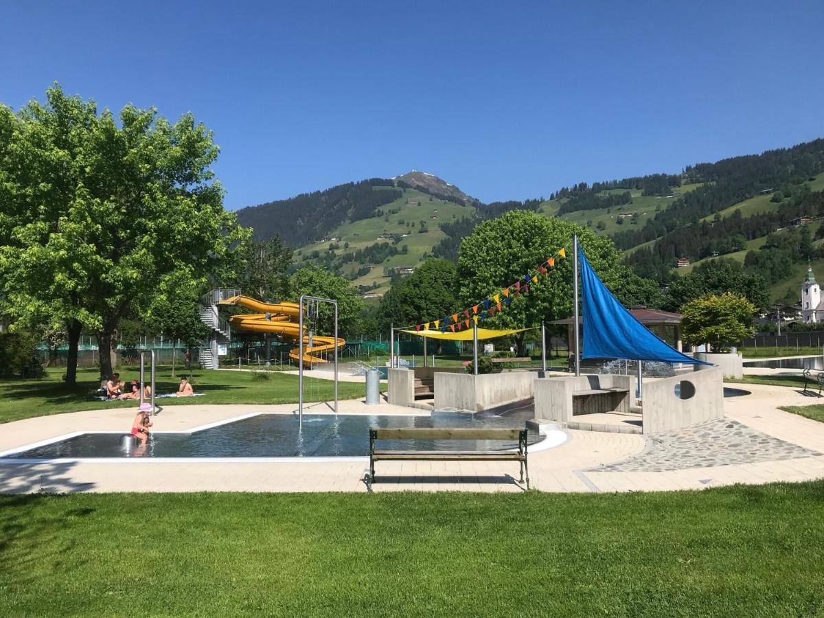 Boutique Apartment In Brixen With Mountain View Brixen im Thale Buitenkant foto