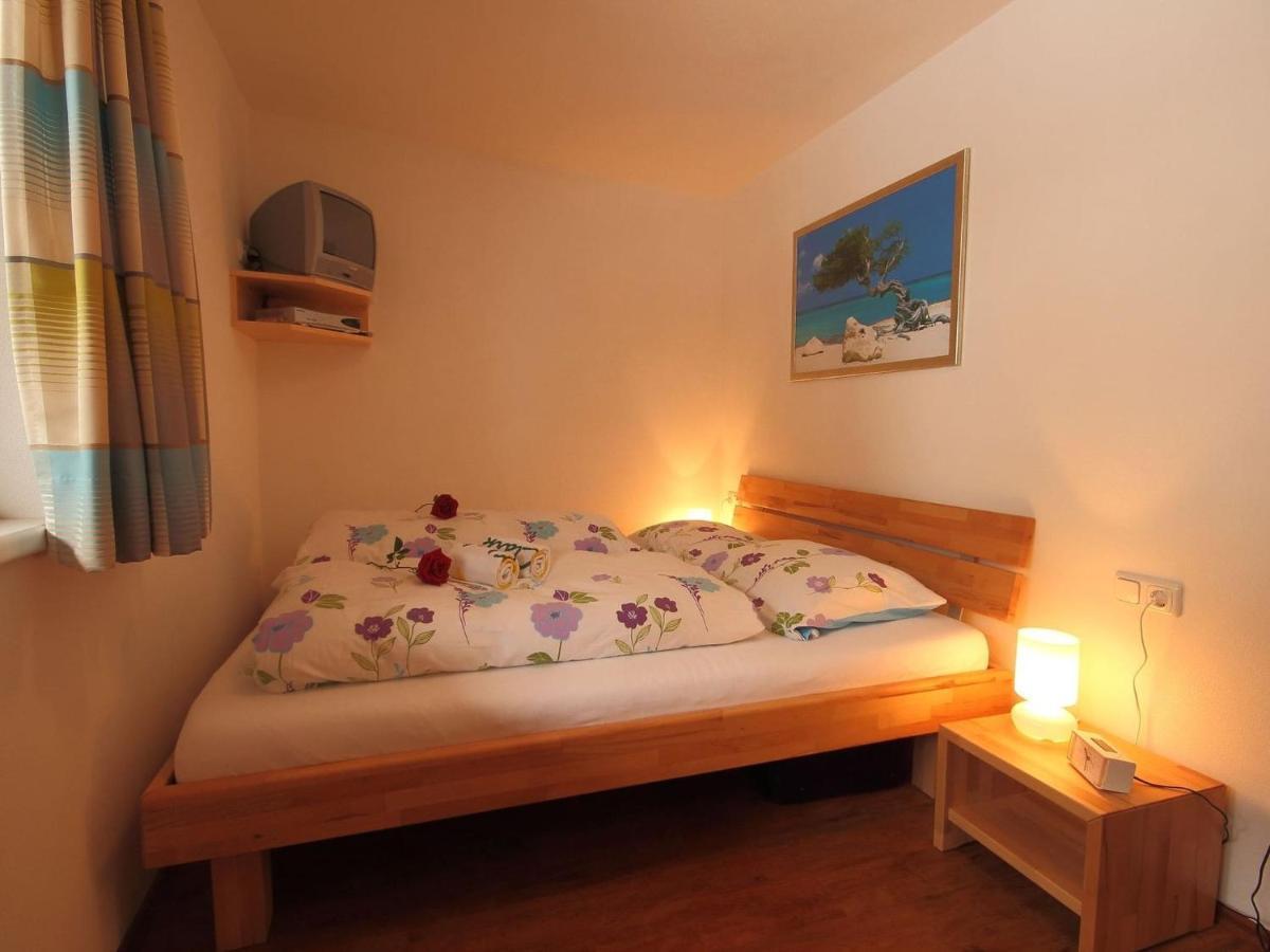 Boutique Apartment In Brixen With Mountain View Brixen im Thale Buitenkant foto